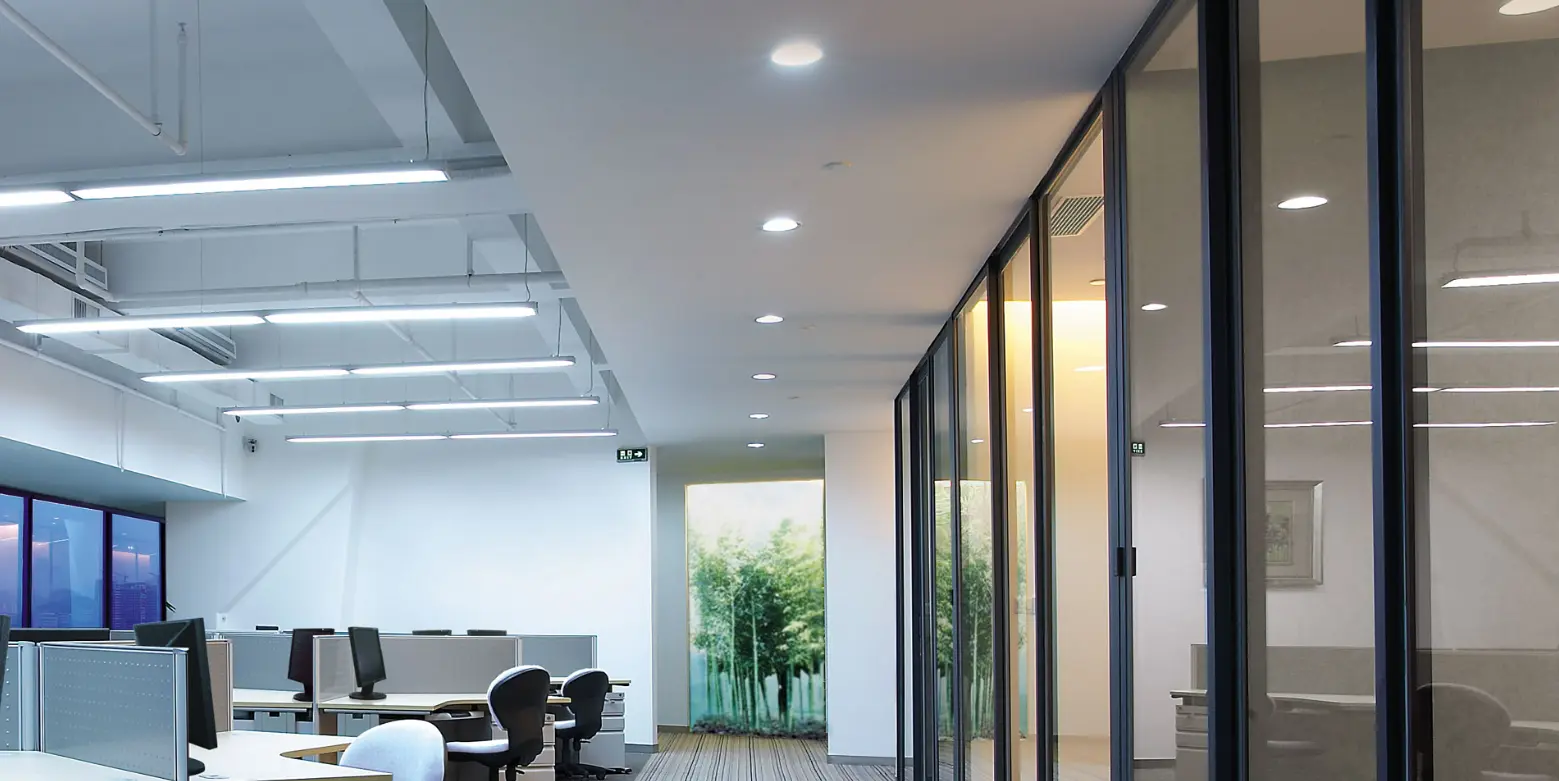 چراغ مطالعه LED با قابلیت تنظیم زاویه