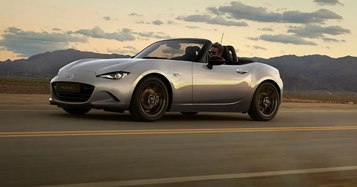 مازدا MX-5 میاتا با طراحی کلاسیک و بدنه آلومینیومی