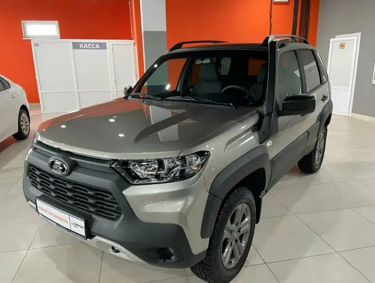 موتور توربوشارژ شده لادا نیوا تراول با سیستم انتقال قدرت ۴×۴