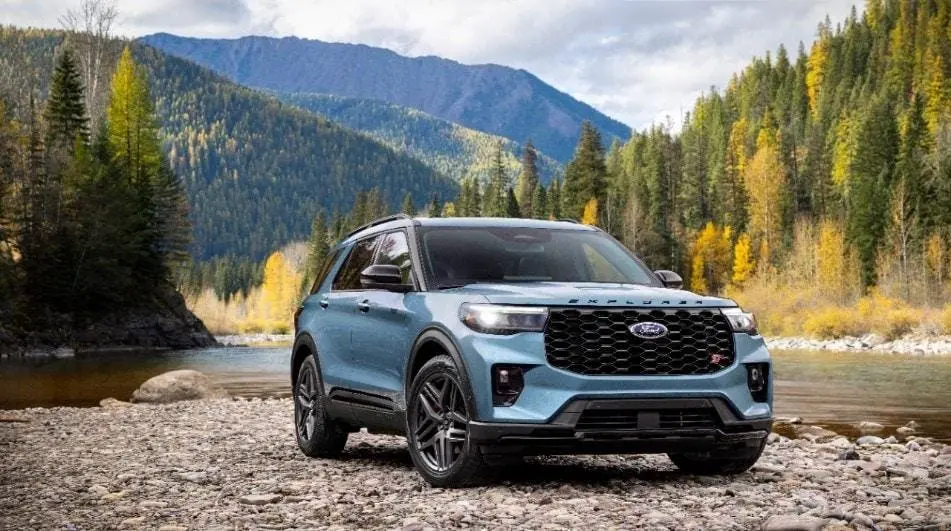 طراحی جلوپنجره و نورافکنهای LED در Ford Explorer