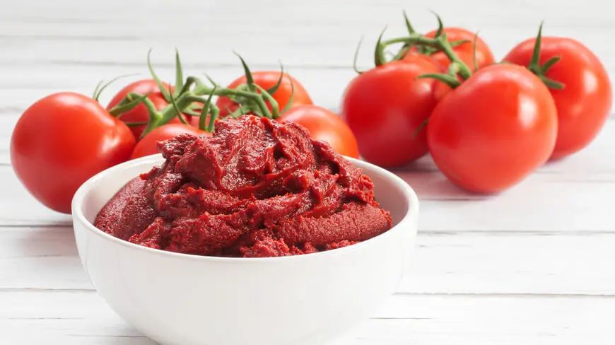 بسته‌بندی‌های مختلف رب گوجه فرنگی با توجه به نوع مواد و کیفیت