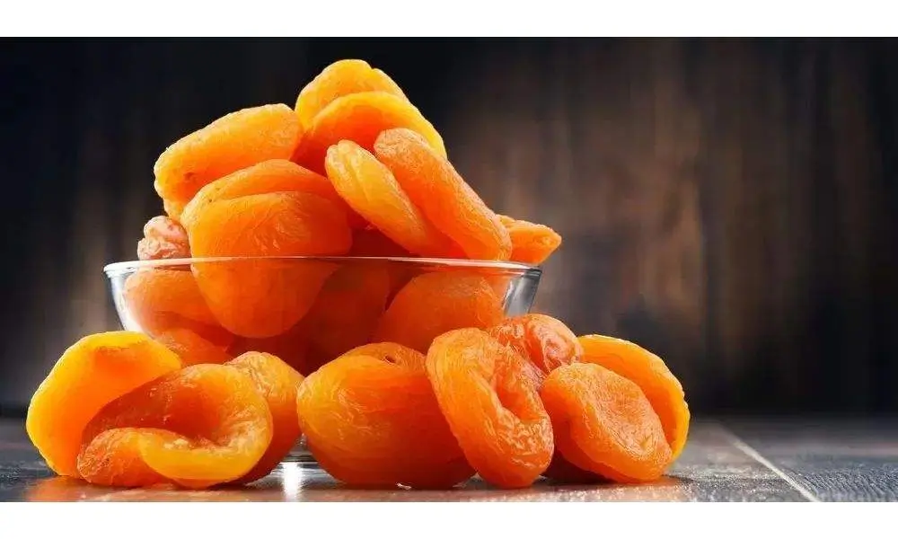 آلو خشک طبیعی و بدون افزودنی در بسته‌بندی مناسب