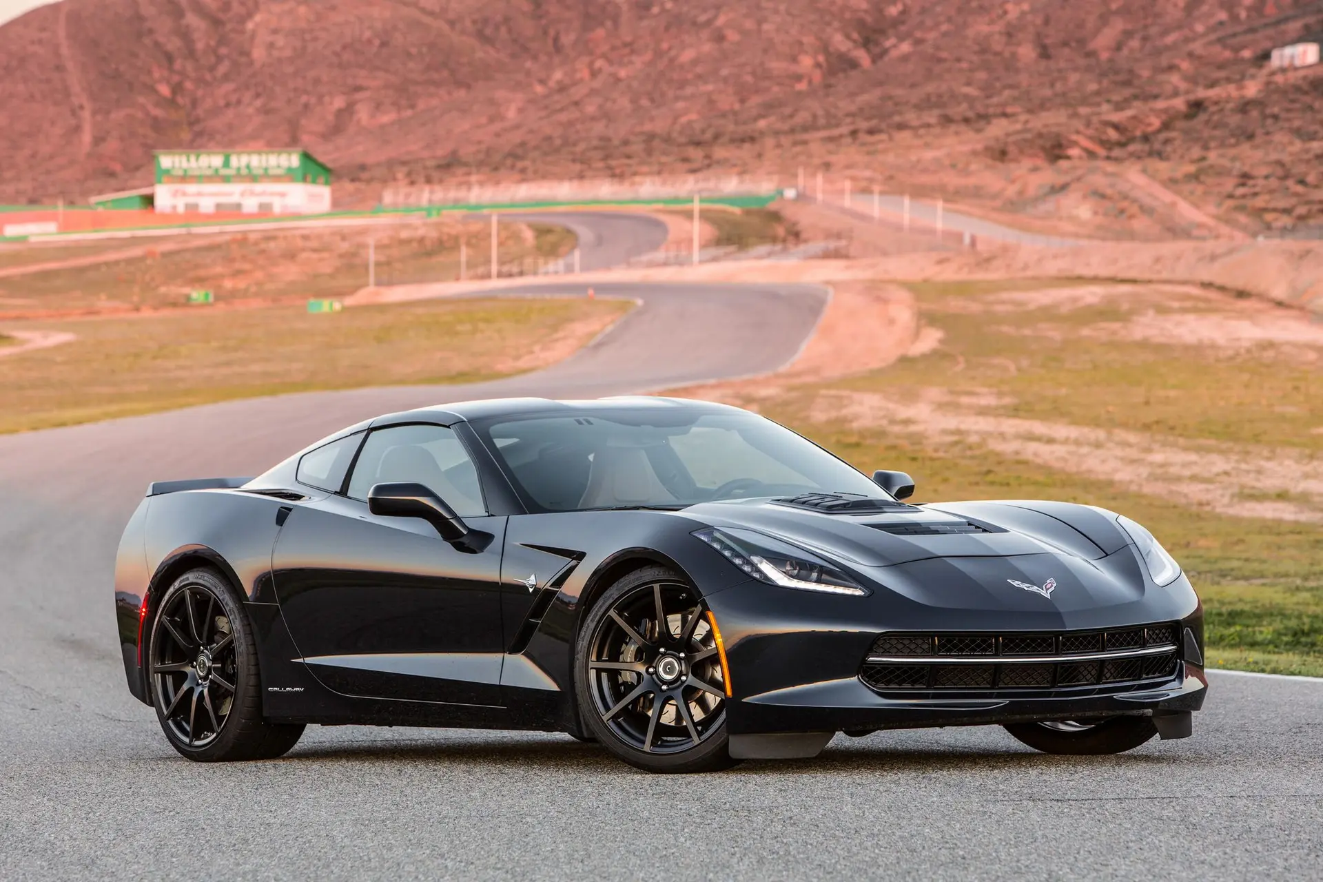 Corvette در حال حرکت با طراحی بدنه‌ای منحصر به فرد و سیستم تعلیق پیشرفته