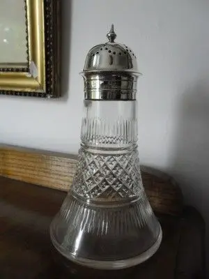 نمونه شکرپاش دستی برای استفاده خانگی و باغبانی