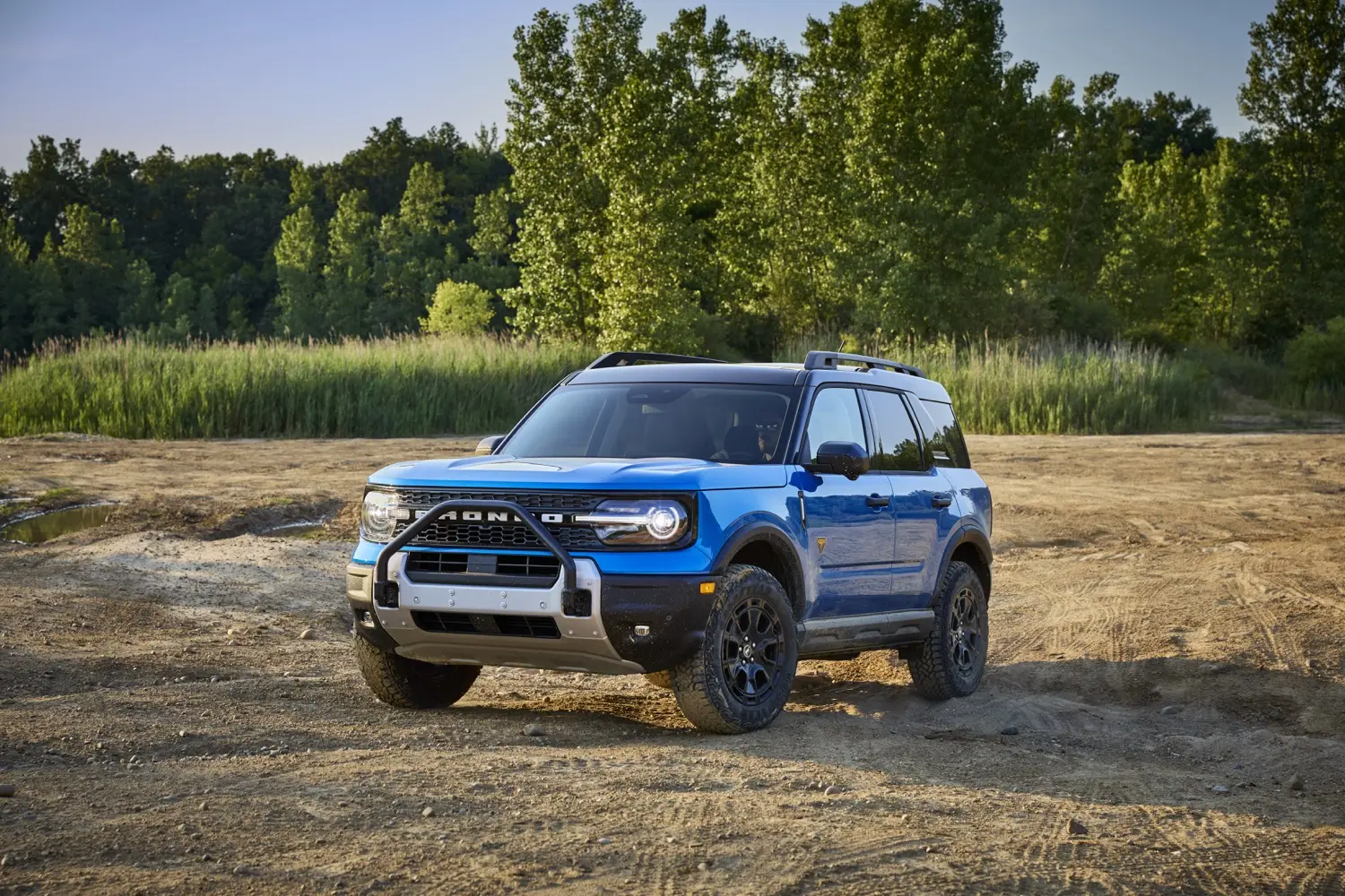طراحی جلوپنجره و چراغ‌های LED مدل جدید Ford Bronco Sport