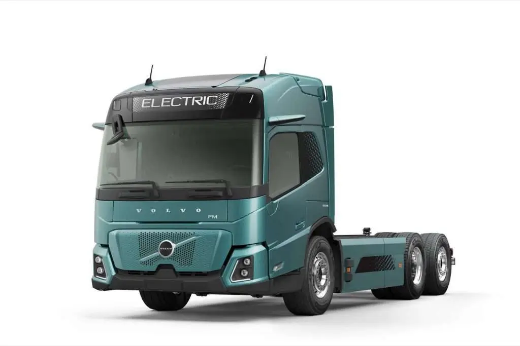 طراحی بیرونی کامیون Volvo FM Low Entry با سیستم تعلیق پیشرفته