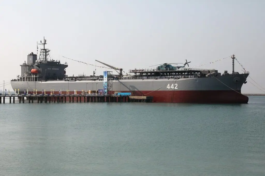 خودرو سهند در حال حرکت در جاده