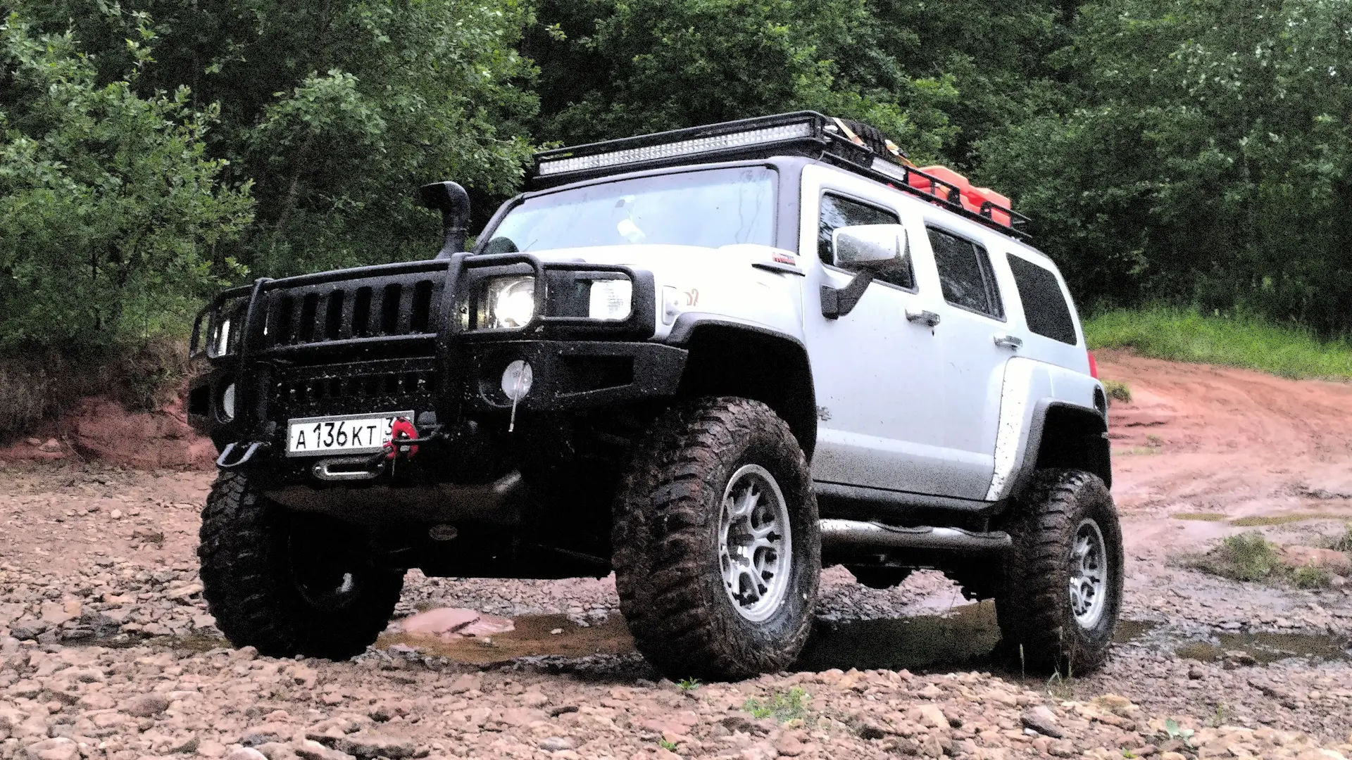 بررسی Hummer H3؛ مشخصات فنی و ویژگی‌ها