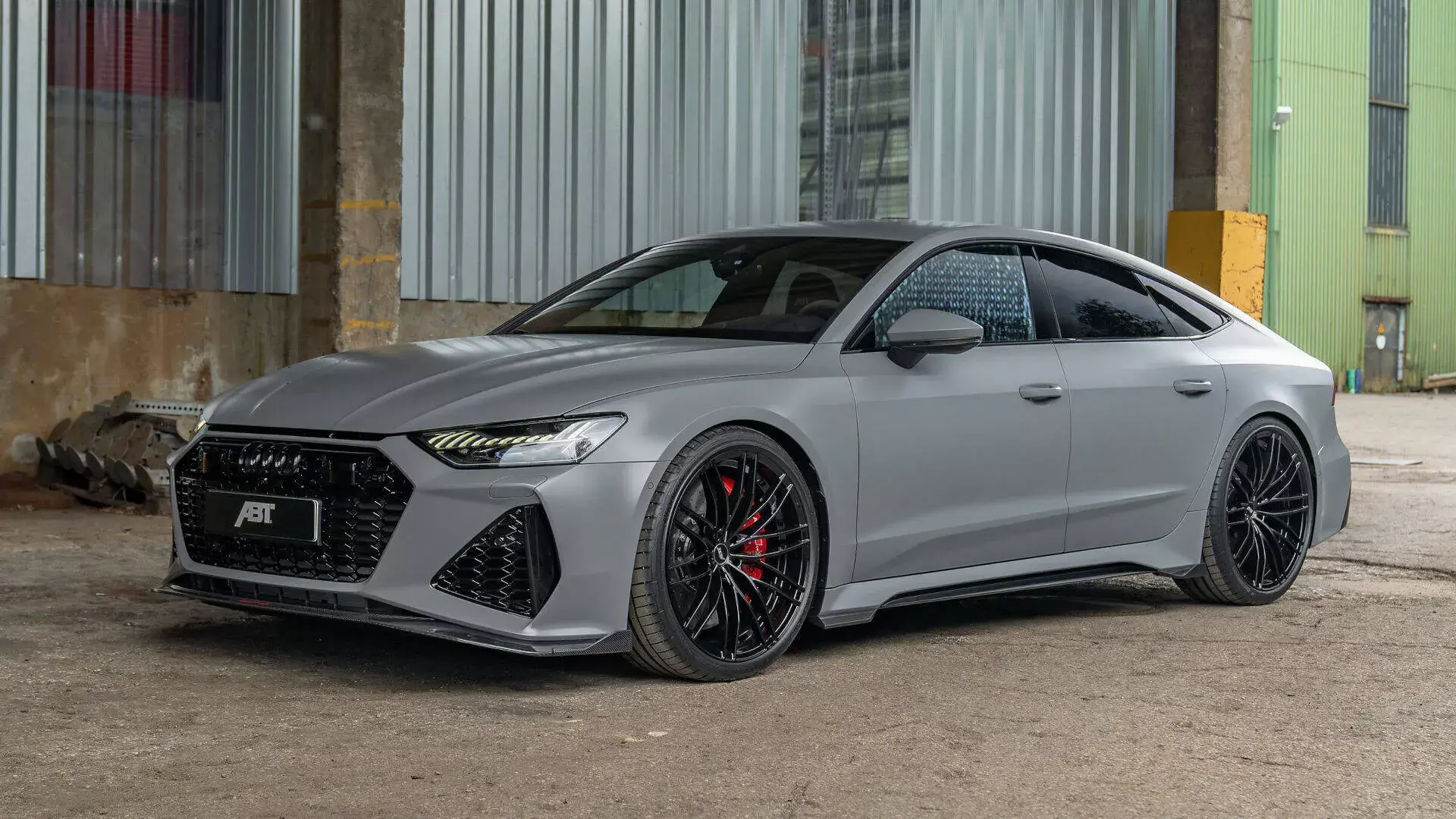 موتور و سیستم انتقال قدرت Audi RS7
