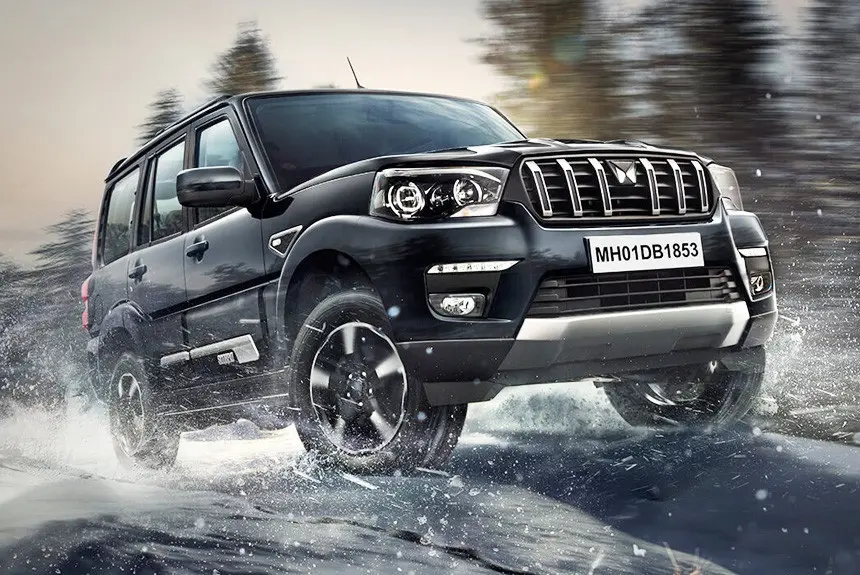 Mahindra Scorpio در شرایط مختلف رانندگی با طراحی مناسب برای جاده و خارج از جاده