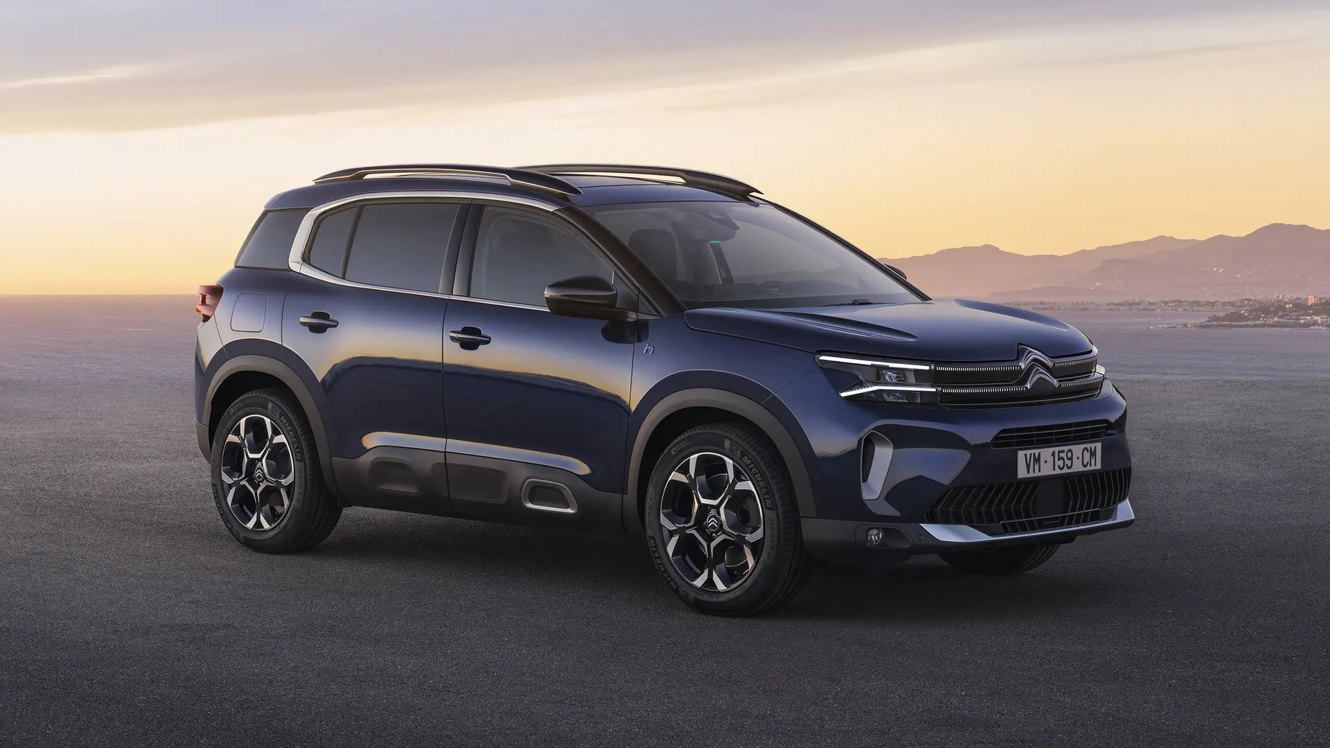 سیتروئن C5 Aircross با طراحی مدرن و چراغ‌های LED پیشرو و عقب