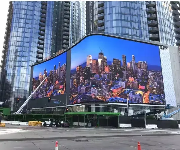 تابلو LED با روشنایی بالا و مقاومت در برابر آب برای استفاده در محیطهای خارجی