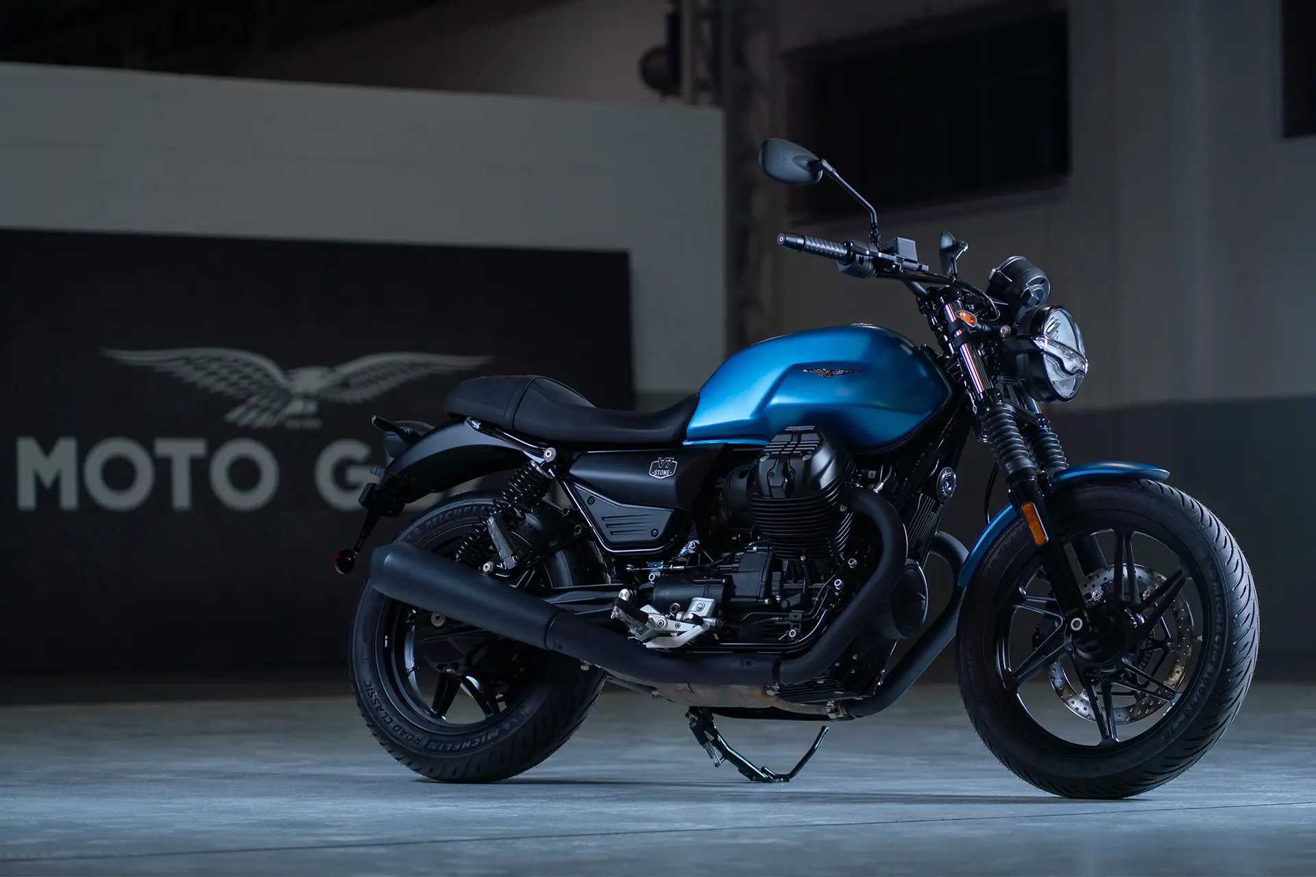 بررسی موتو گوتزی V7 (Moto Guzzi V7)؛ مشخصات فنی و طراحی