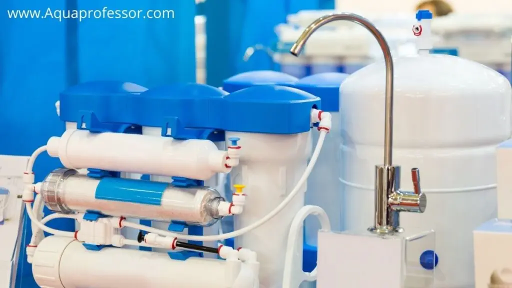 فیلترهای اسمز معکوس آب با طراحی صنعتی و فیلترهای چندلایه