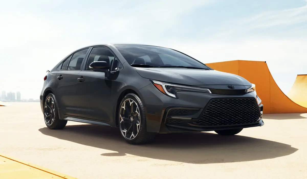 طراحی خارجی Toyota Corolla با خطوط مدرن و طراحی هوشمند