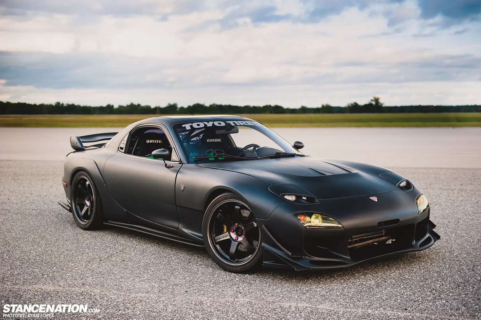 مازدا RX-7 نسل سوم با طراحی مدرن‌تر و موتور وانکل