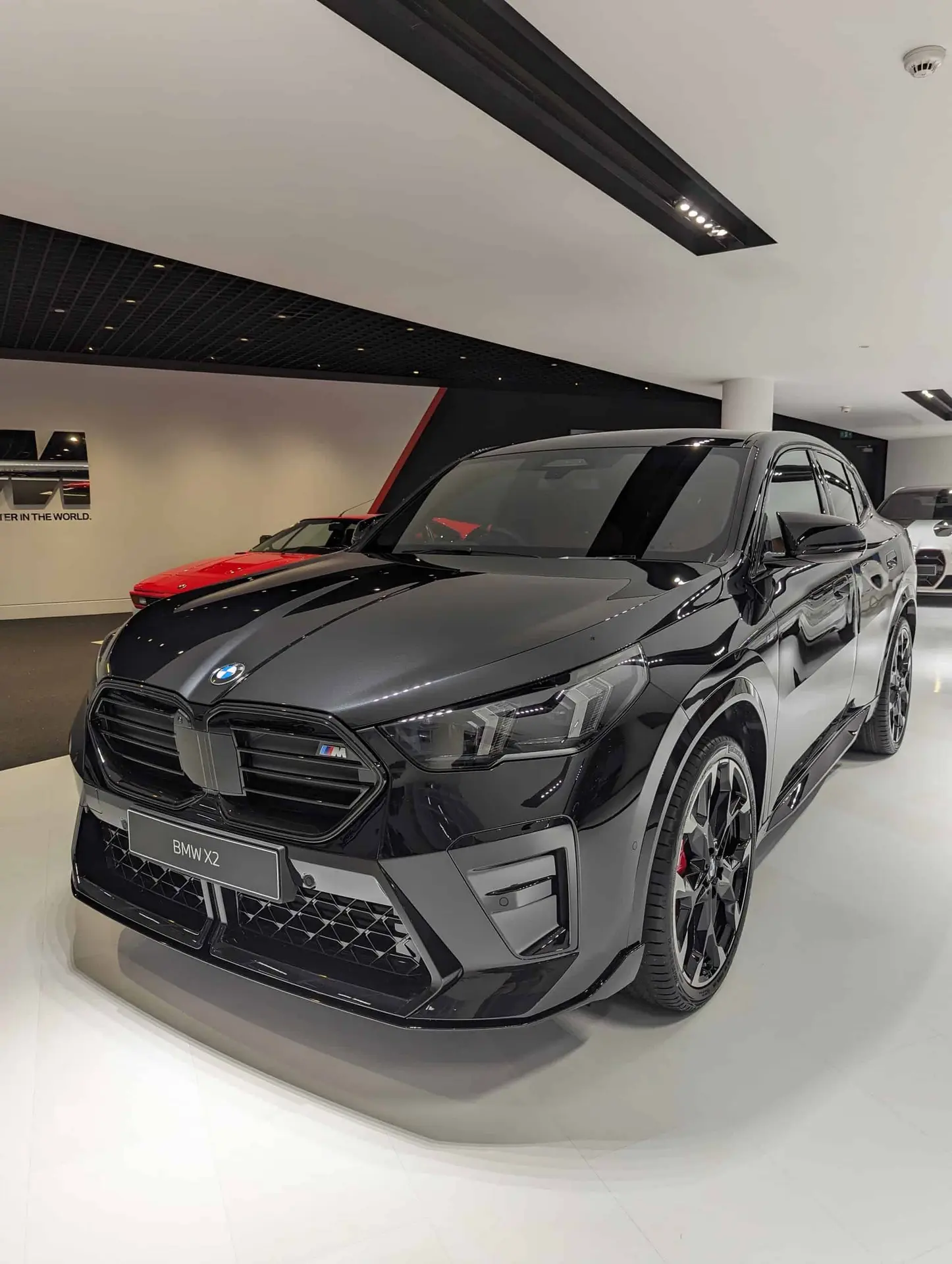 موتور و سیستم چهارچرخانحراف xDrive در BMW X2 M35i