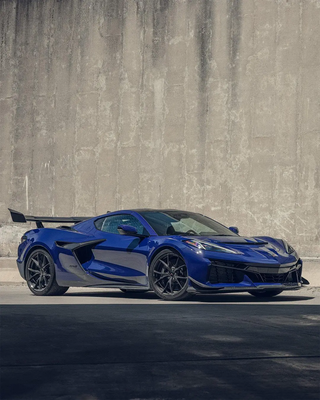 موتور V8 قدرتمند Corvette با طراحی مدرن و سیستم توربوشارژ