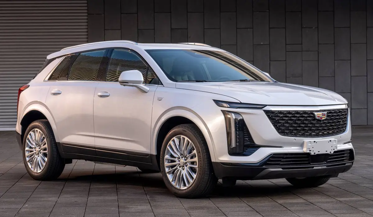 بررسی Cadillac XT5؛ مشخصات فنی و تجربه رانندگی