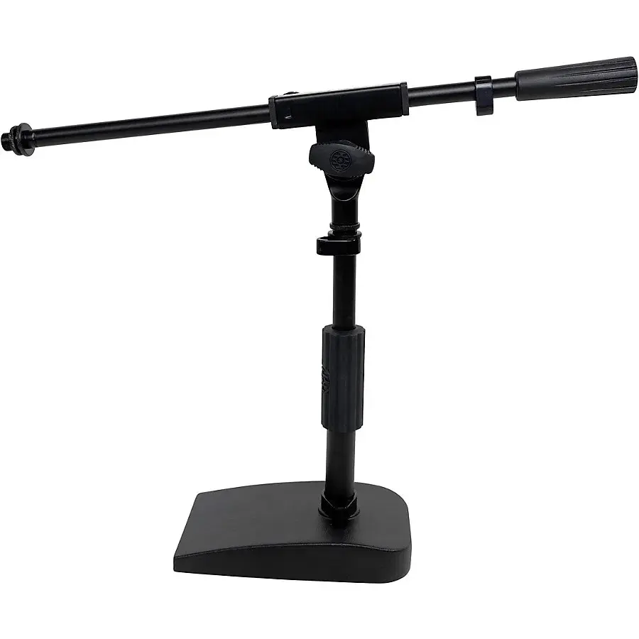 میکروفون XLR روی پایه رومیزی با تنظیمات ارتفاع و زاویه