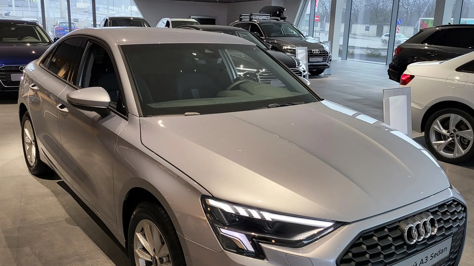 بررسی Audi A3؛ مشخصات فنی و امکانات