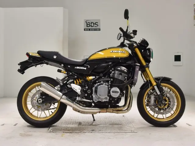کاوازاکی Z900 با سیستم تعلیق پیشرفته و طراحی مدرن