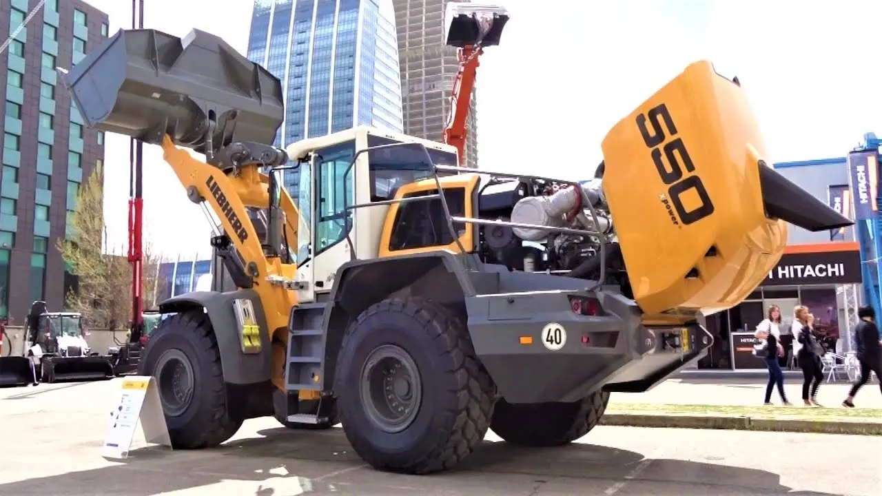 سیستم هیدرولیک و مکانیزم بارگیری لودر لیبهر L 550