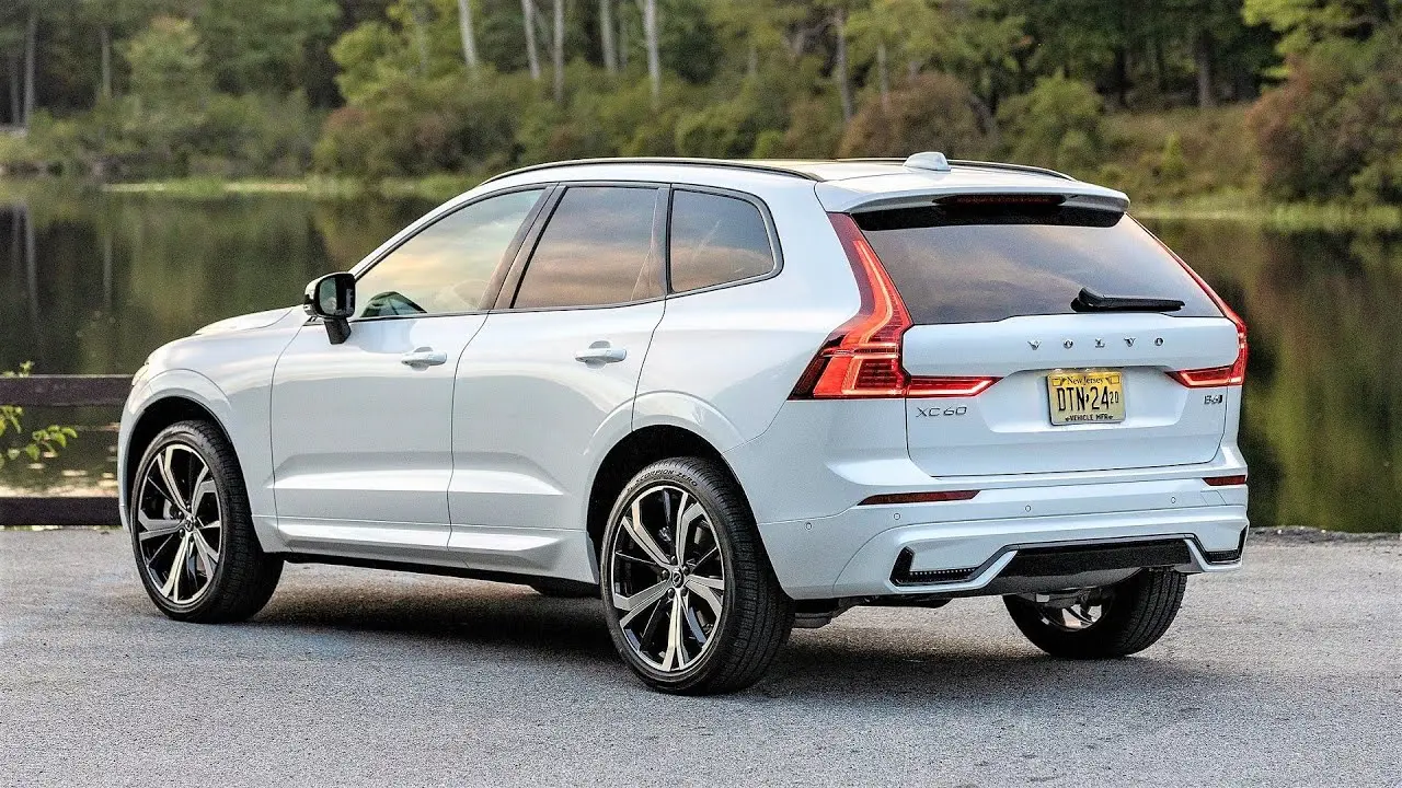 بررسی Volvo XC60؛ مشخصات فنی و تجربه رانندگی
