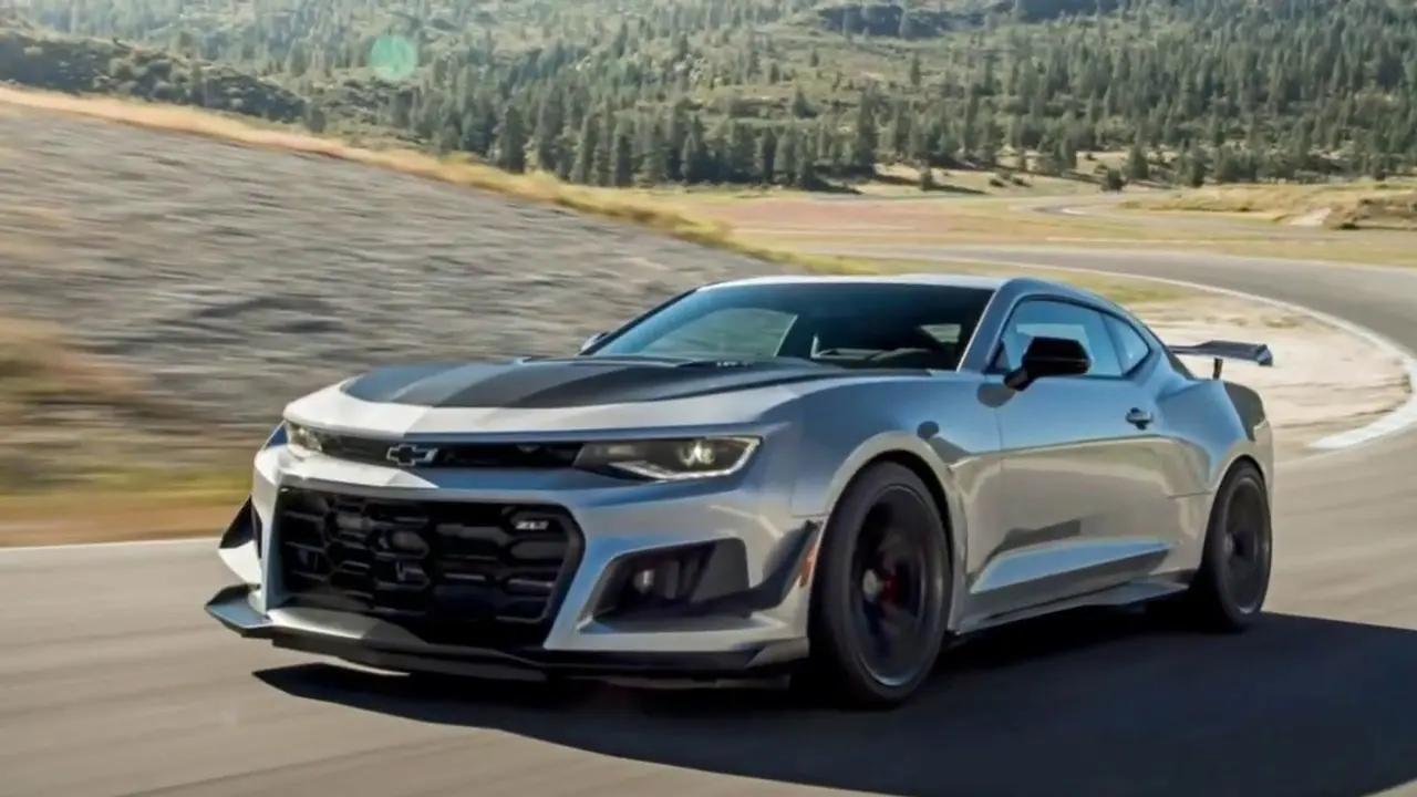 طراحی خارج از کابین Chevrolet Camaro ZL1 با خطوط تیز و اسپورت