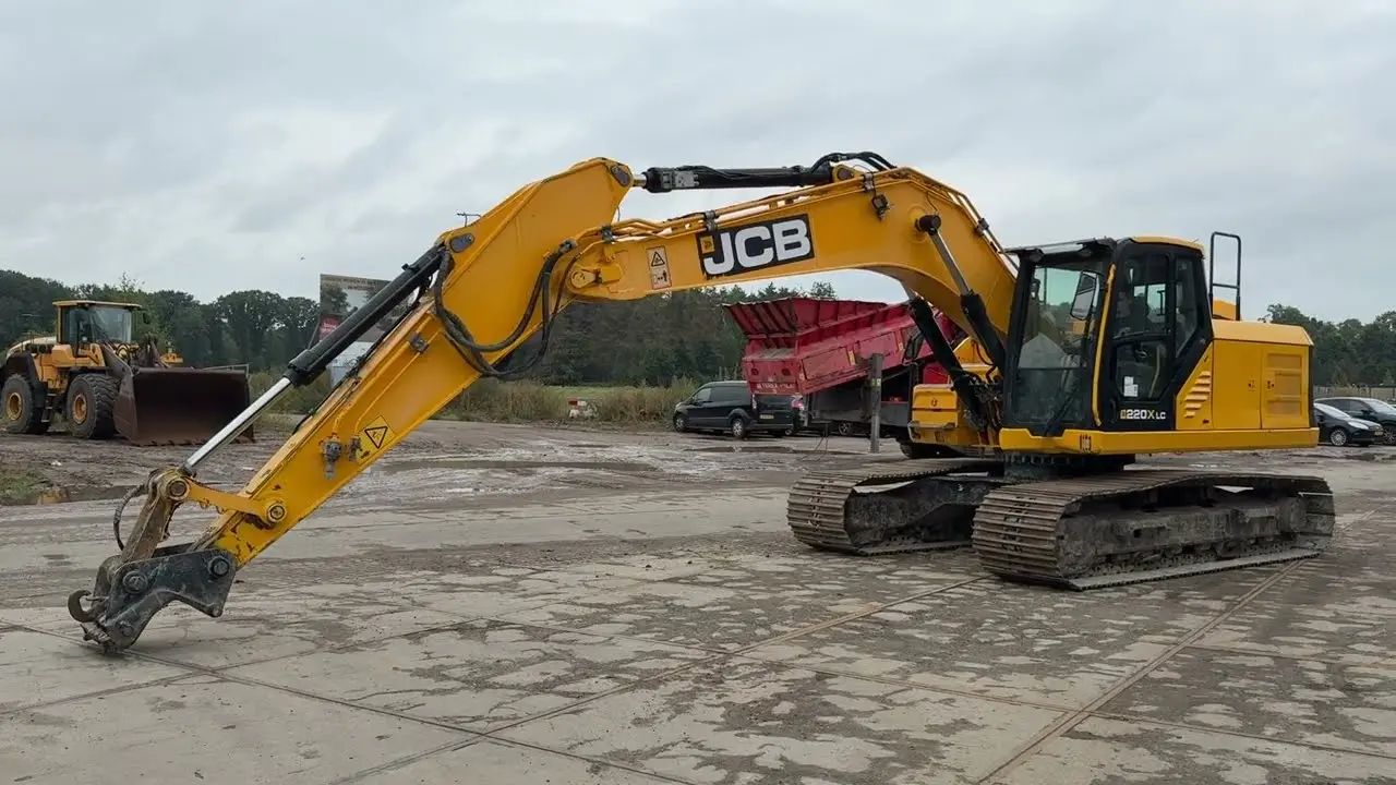 جزییات سیستم هیدرولیک و موتور بیل مکانیکی JCB 220X