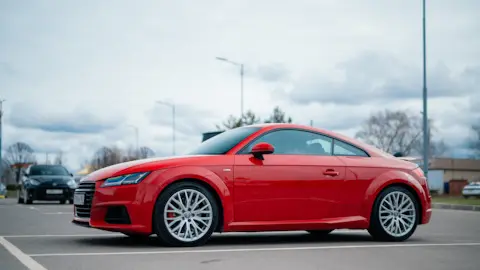 طراحی منحصر به فرد کابریولت Audi TT با سقف سخت و خطوط هوشمندانه