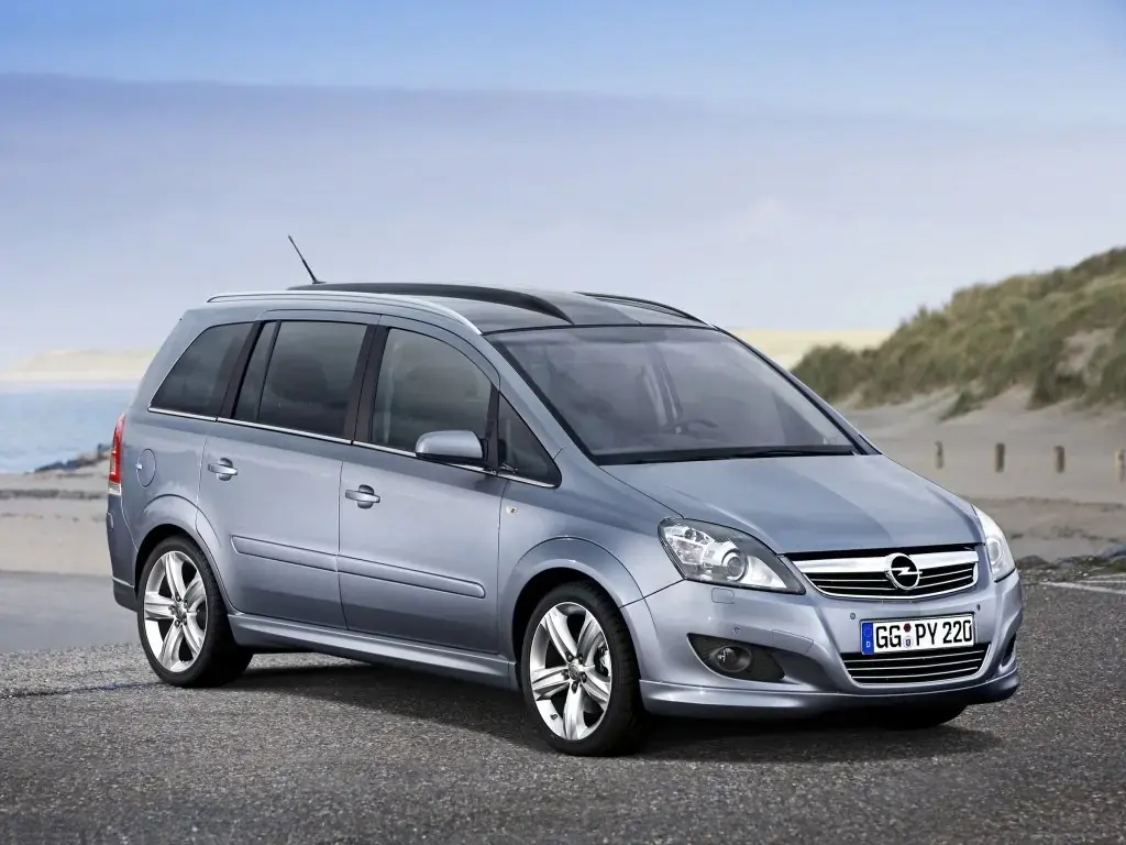 نمای خارجی Opel Zafira با طراحی مدرن و خطوط صاف