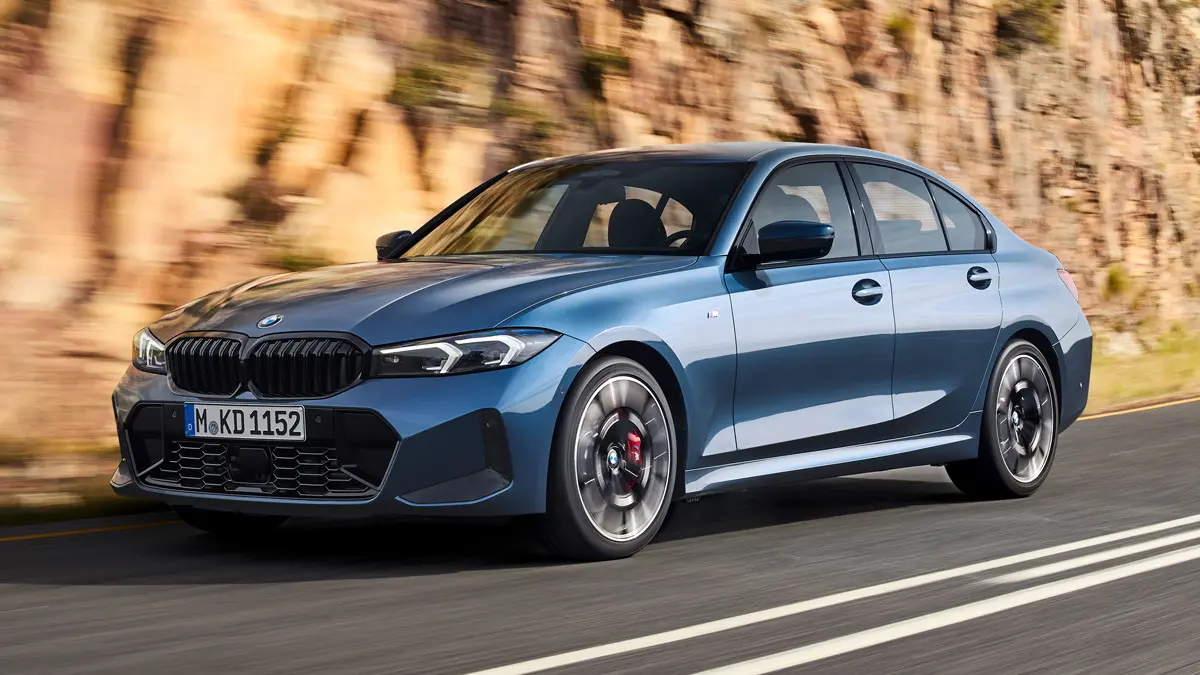BMW 330i سدان با طراحی اسپورت و موتور توربو