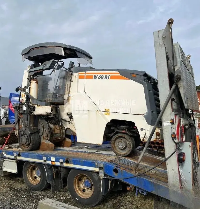 بررسی ویرتگن W 100 Ri (Wirtgen W 100 Ri)؛ مشخصات فنی دستگاه تراش آسفالت