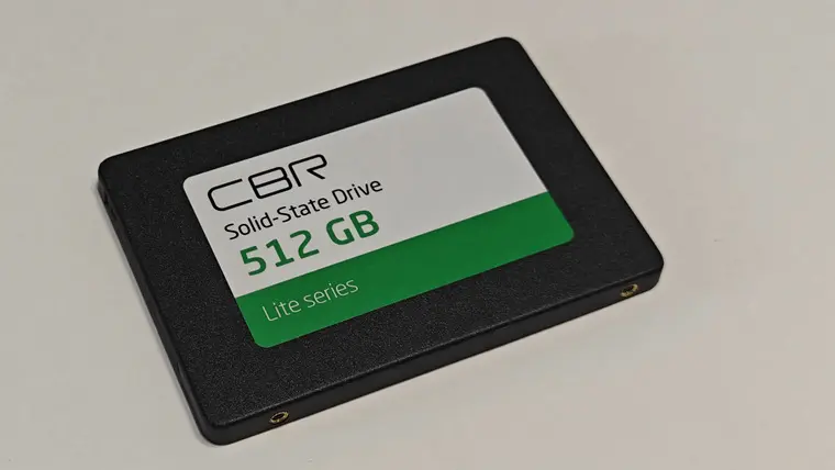 نمونه‌ای از SSDهای حرفه‌ای با رابط NVMe و سرعت بالا