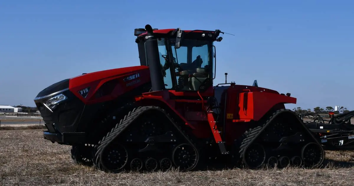 سیستم زنجیری چهارگانه تراکتور Case IH Quadtrac