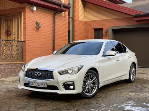 اینفینیتی Q50 با طراحی مدرن و خطوط هوشمند