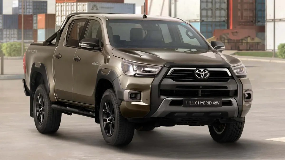 سیستم چهارچرخ‌انگیز و قابلیت‌های آفرود Toyota Hilux