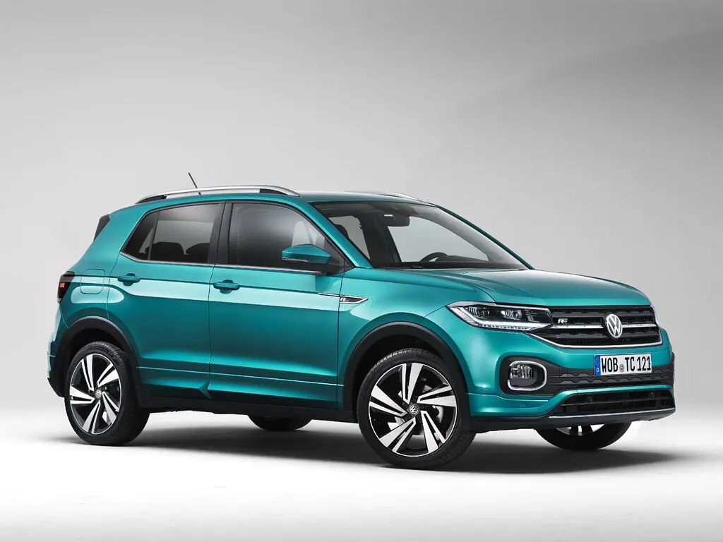 سیستم‌های کمک به رانندگی در خودرو Volkswagen T-Cross شامل دوربین ۳۶۰ درجه و سیستم هشدار برخورد