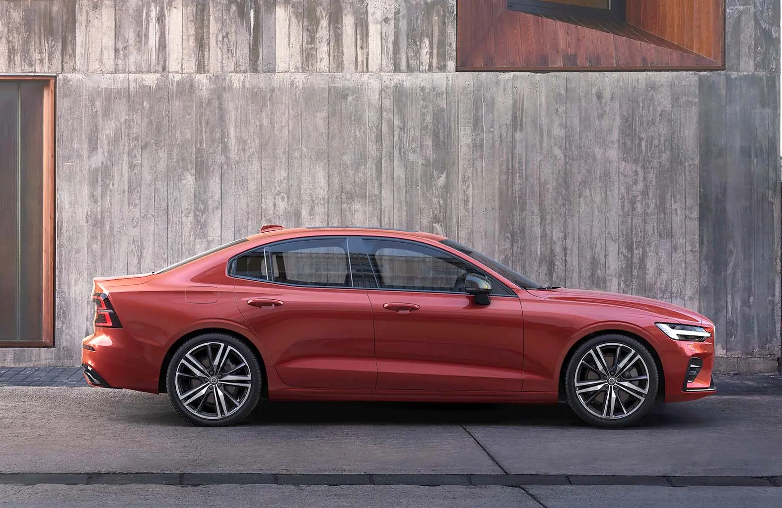 طراحی داخلی و داشبورد دیجیتال Volvo S60
