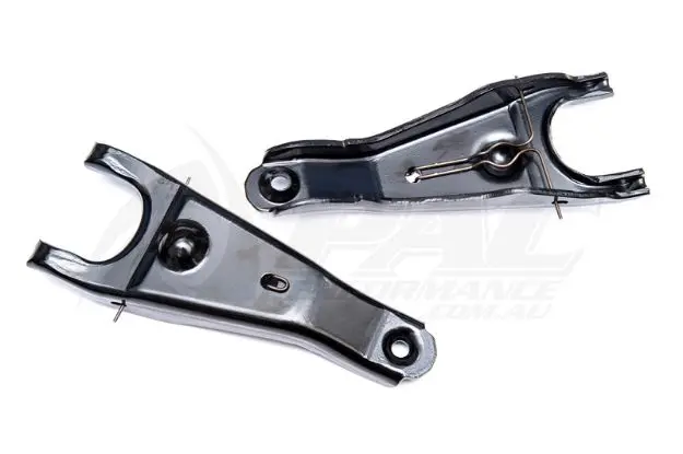 دوشاخ کلاچ در خودروهای قدیمی با سیستم مکانیکی
