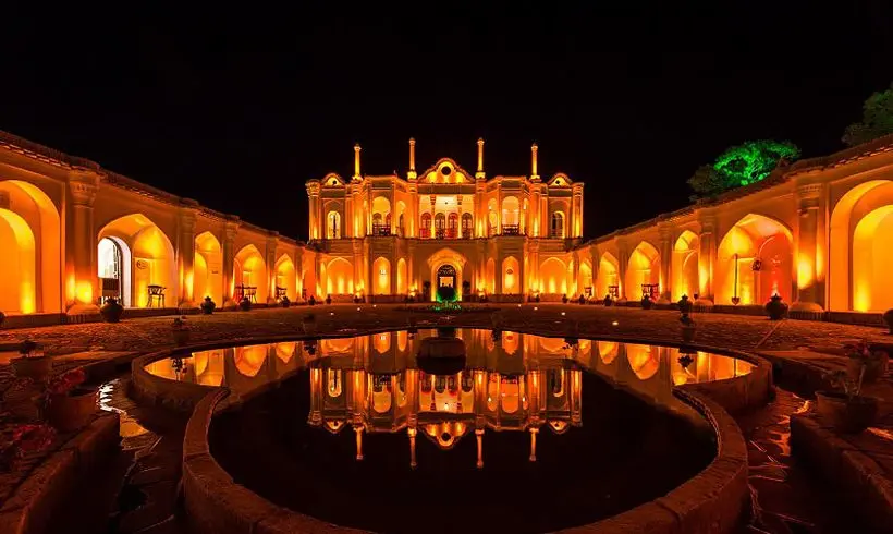 باغ شاهزاده کرمان، یکی از زیباترین باغهای تاریخی ایران