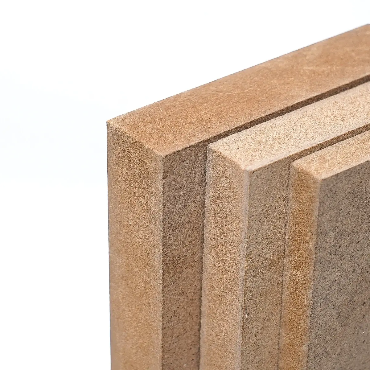 نمونهای از کاربرد MDF ضد رطوبت در ساخت قطعات دکوراتیو با برش لیزری دقیق