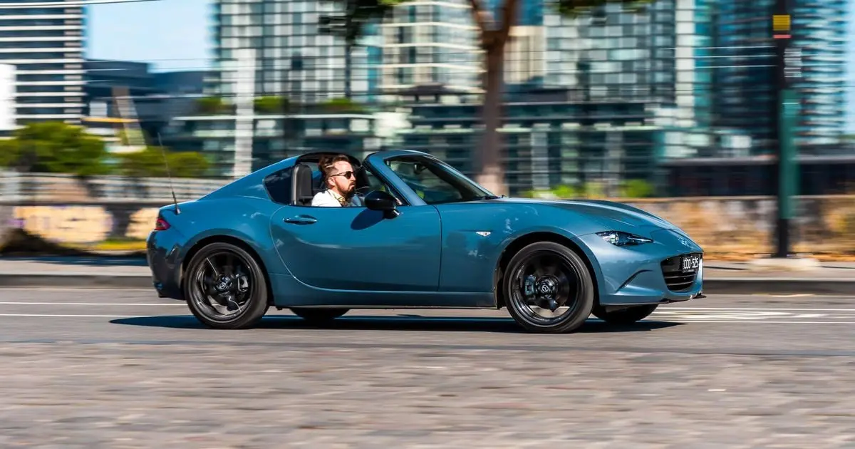 مزدا MX-5 RF با طراحی کلاسیک و مدرن