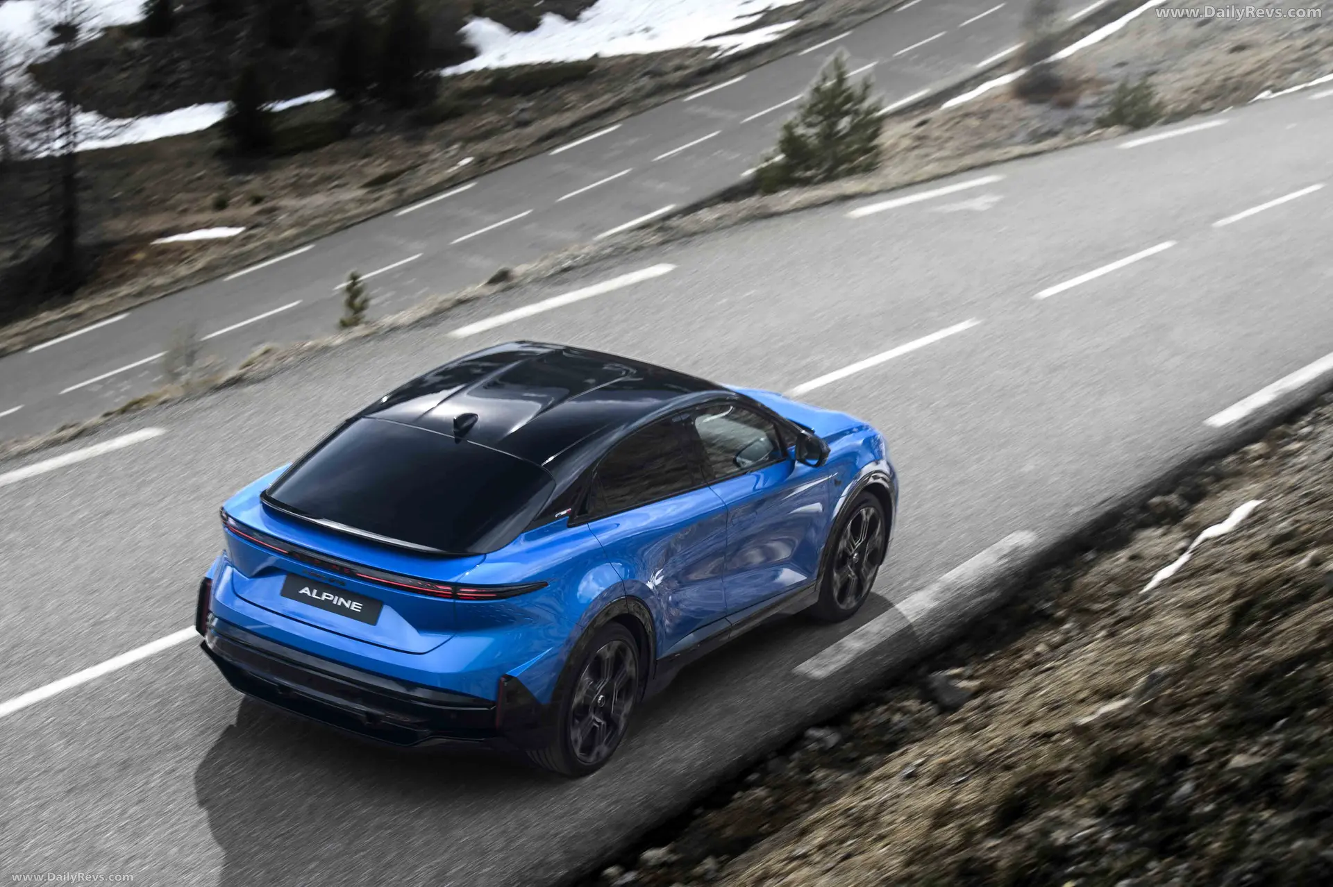 آلپاین A390 GTS با طراحی اسپورت و سیستم تعلیق پیشرفته