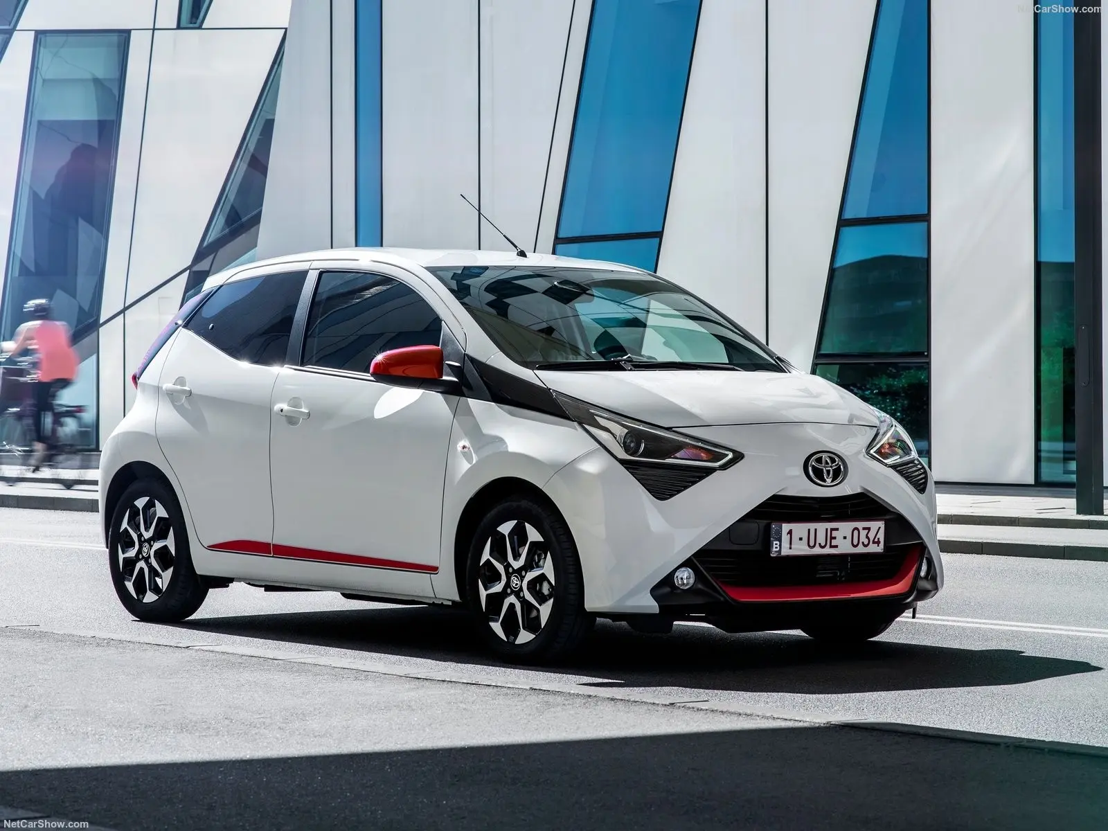 بررسی تویوتا Aygo؛ مشخصات فنی و طراحی