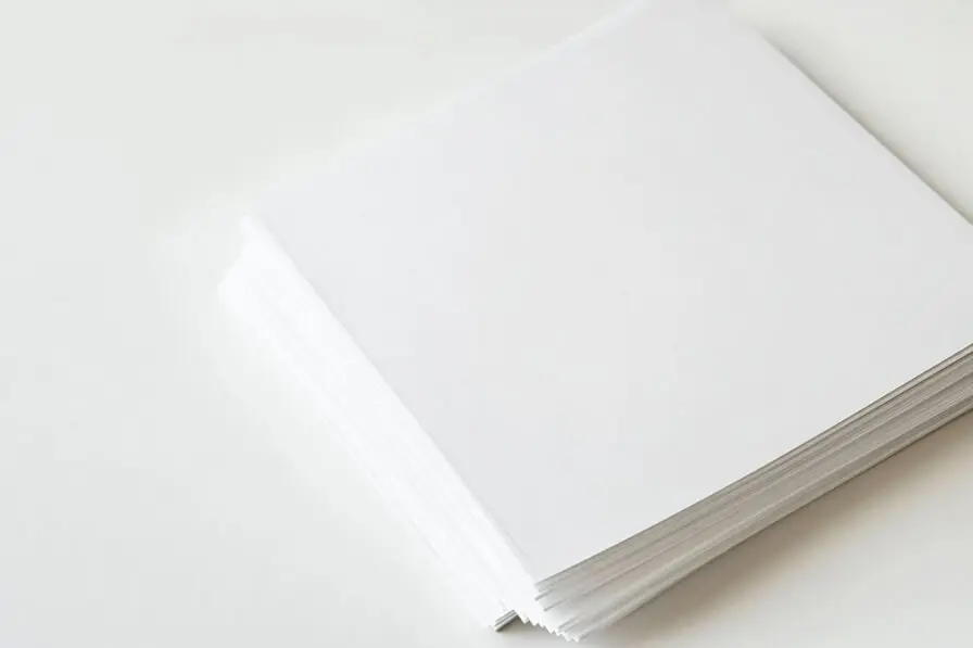 نمونهای از صفحه یک White Paper با طراحی حرفهای و محتوای سازمانیافته