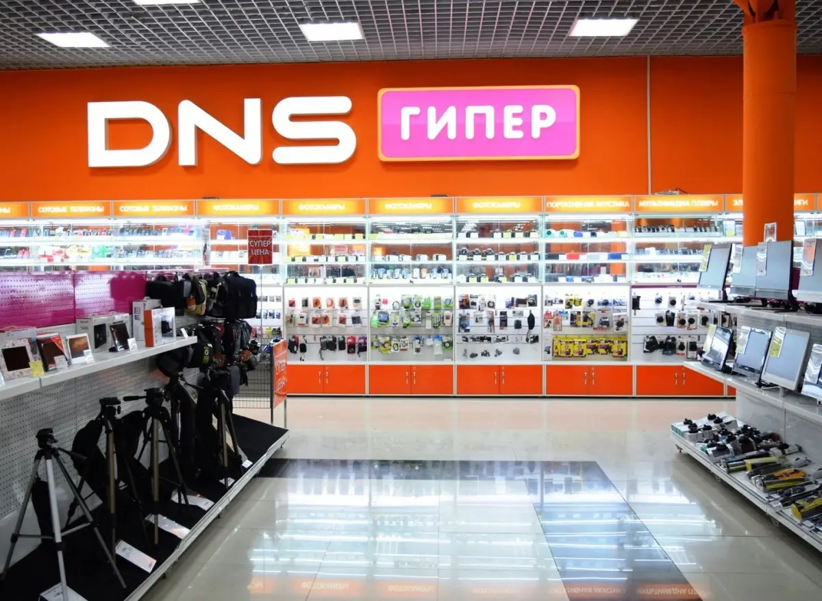 مقایسه بین روشهای انتقال داده در DNS معمولی و DNS over HTTPS با تأکید بر رمزگذاری و امنیت