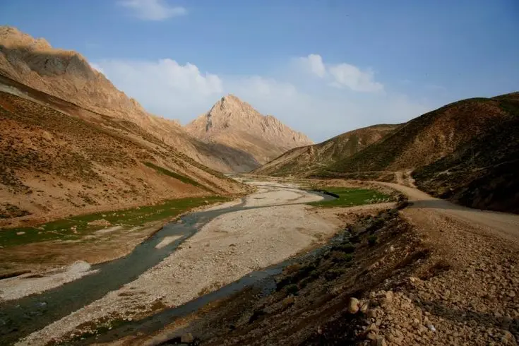 منظره کوهستانی زیبا در استان کهگیلویه و بویراحمد