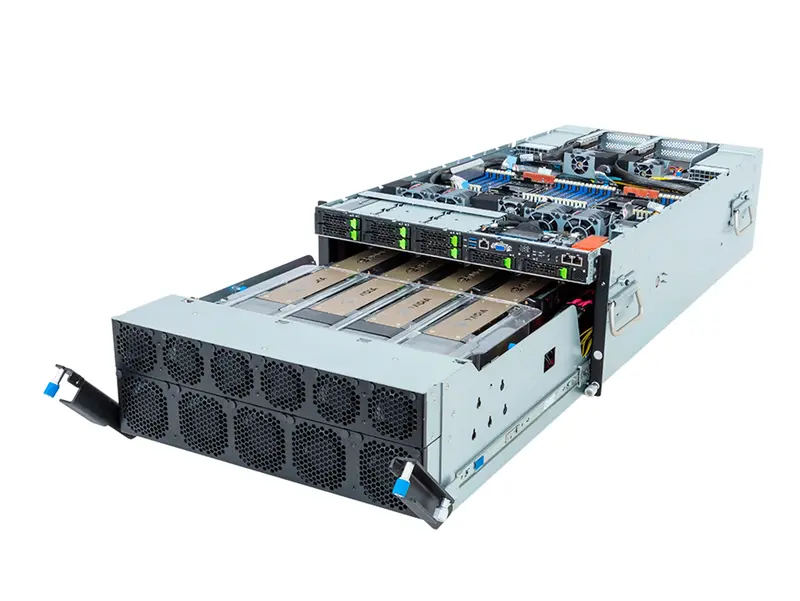 یک سرور GPU با سیستم خنکسازی مناسب برای جلوگیری از گرم شدن بیش از حد